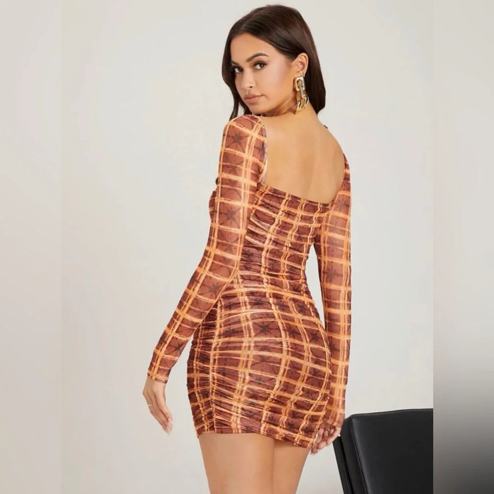 SHEIN - Pattern Sheer Mini Dres - Picture 5 of 5